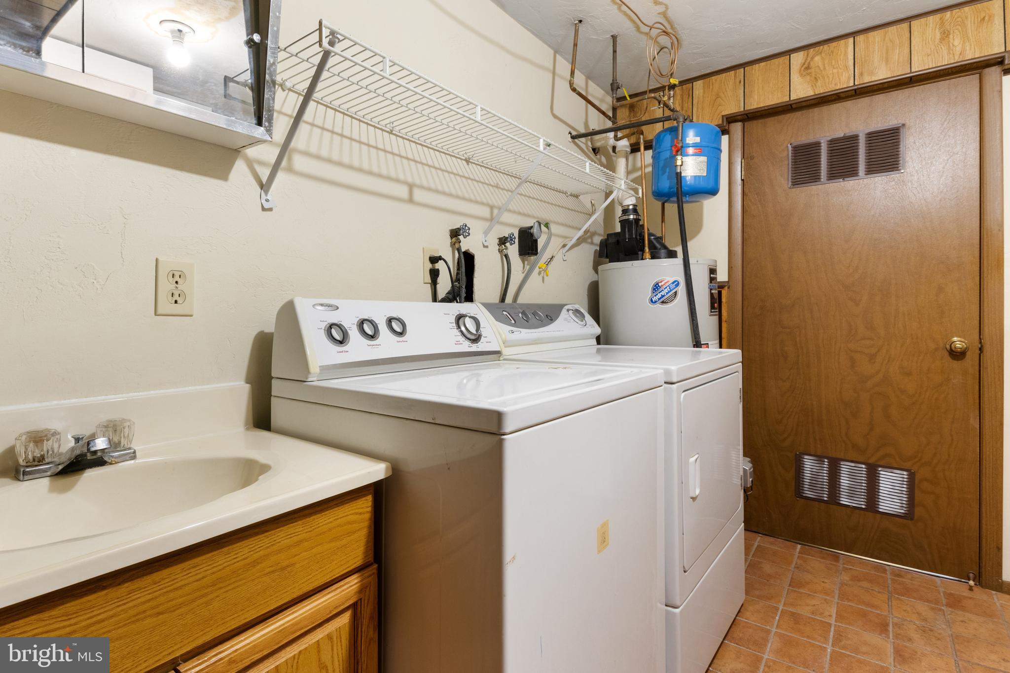 2266 Sycamore Road York, PA 17408 - Photo 30 of 43 a utility room with dryer and washer