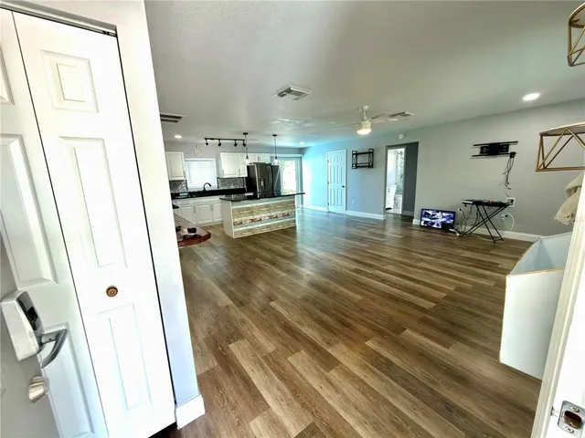 $300,000 | 5414 Pillar Avenue, Spring Hill, FL 34608