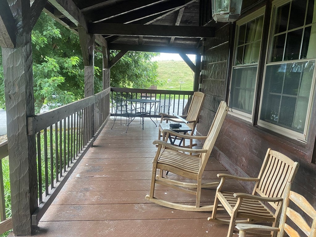 3915 Mountain Road Cedar Bluff, VA 24609 - Photo 16 of 43 Gallery Image 16