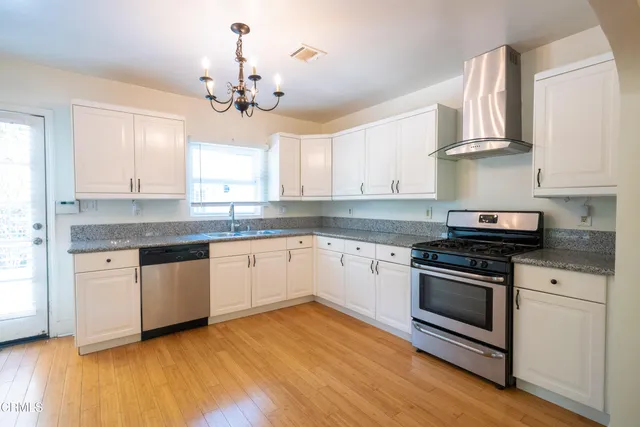 $3,700 | 1726 North Los Robles Avenue, Pasadena, CA 91104