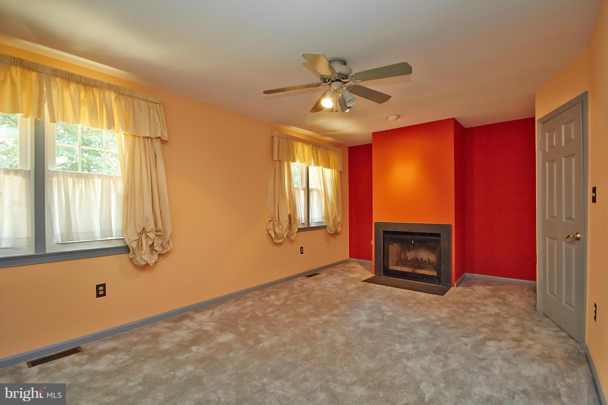 8583 Raglan Road Vienna, VA 22182 - Photo 8 of 20 Bedroom (Master)