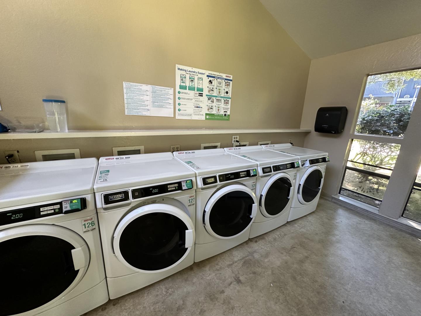 401 Piccadilly Place, Unit 9 San Bruno, CA 94066 - Photo 8 of 8 a utility room with dryer and washer