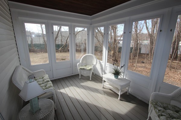34 Governor Road Stoneham, MA 02180 - Photo 14 of 26 Gallery Image 14