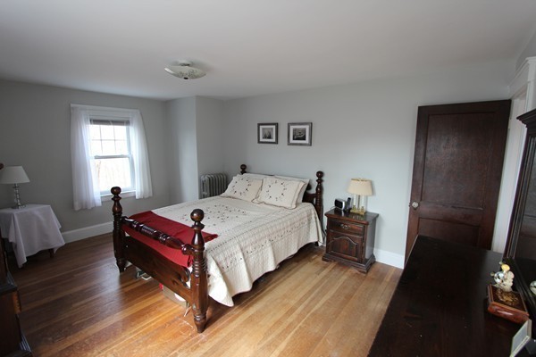 34 Governor Road Stoneham, MA 02180 - Photo 17 of 26 Gallery Image 17
