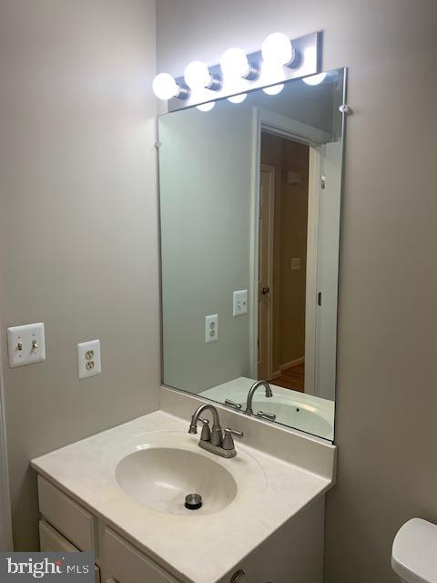 1436 Columbia Beach Road Shady Side, MD 20764 - Photo 28 of 47 Powder Room