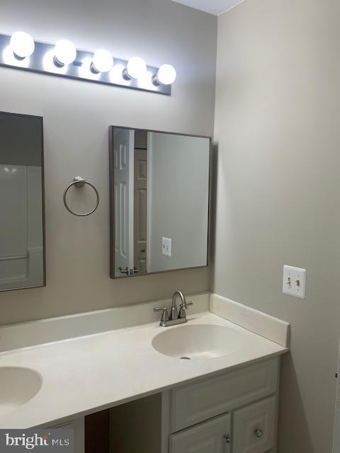 1436 Columbia Beach Road Shady Side, MD 20764 - Photo 35 of 47 Hall Bath