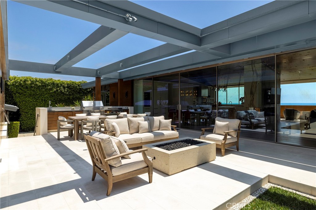 2538 Monaco Drive Laguna Beach, CA 92651 - Photo 12 of 33