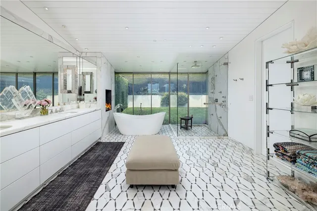 $18,750,000 | 2538 Monaco Drive, Laguna Beach, CA 92651