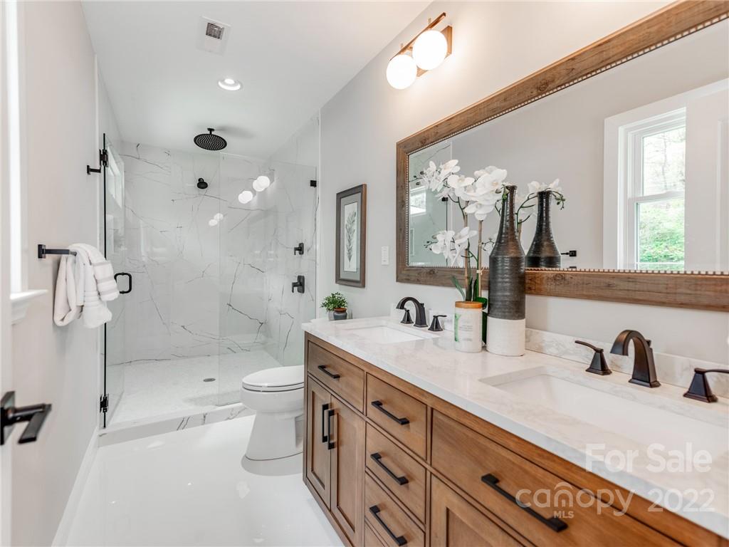 842 Longbow Road Charlotte, NC 28211 - Photo 24 of 37 Gallery Image 24