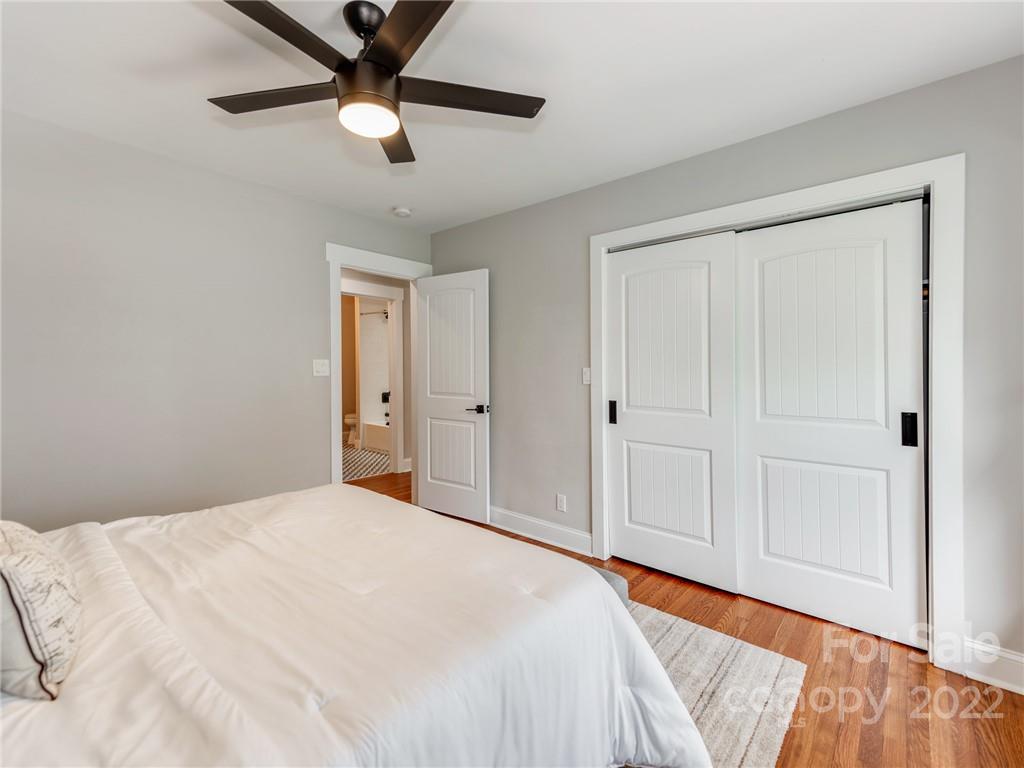 842 Longbow Road Charlotte, NC 28211 - Photo 32 of 37 Gallery Image 32