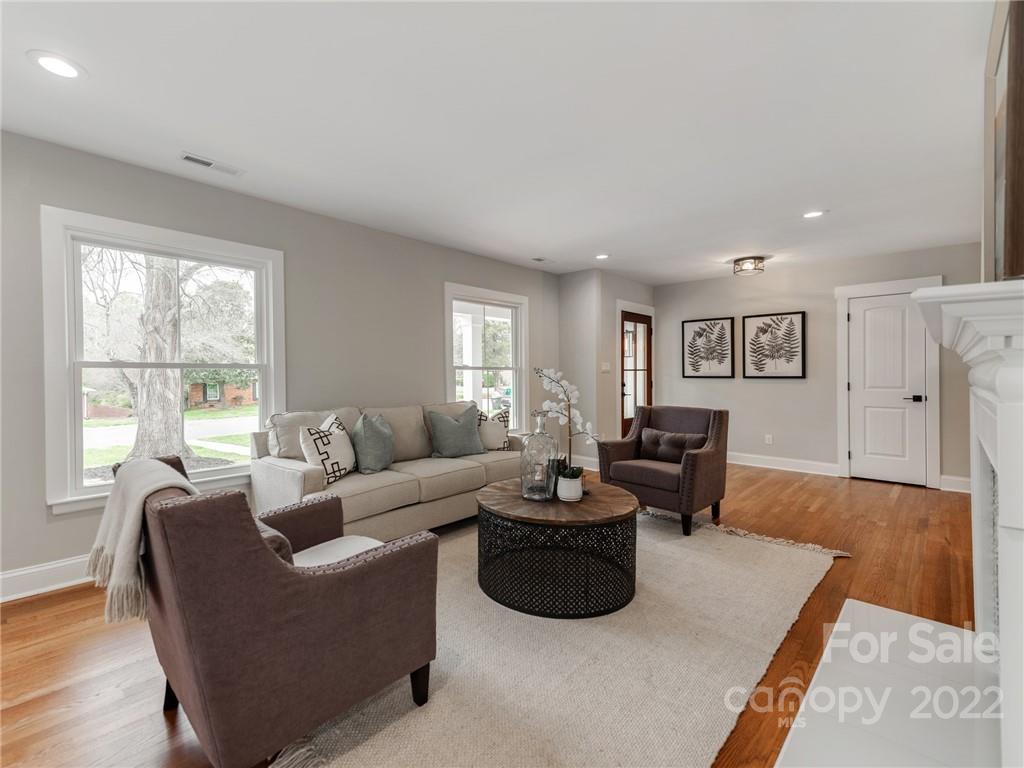 842 Longbow Road Charlotte, NC 28211 - Photo 7 of 37 Gallery Image 7