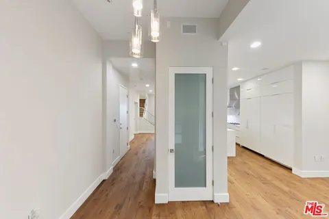 $3,525,000 | 22065 Pacific Coast Highway, Unit 7, Malibu, CA 90265