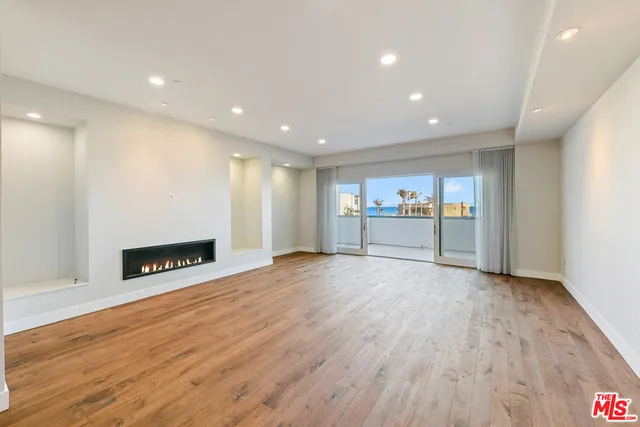 $3,525,000 | 22065 Pacific Coast Highway, Unit 7, Malibu, CA 90265