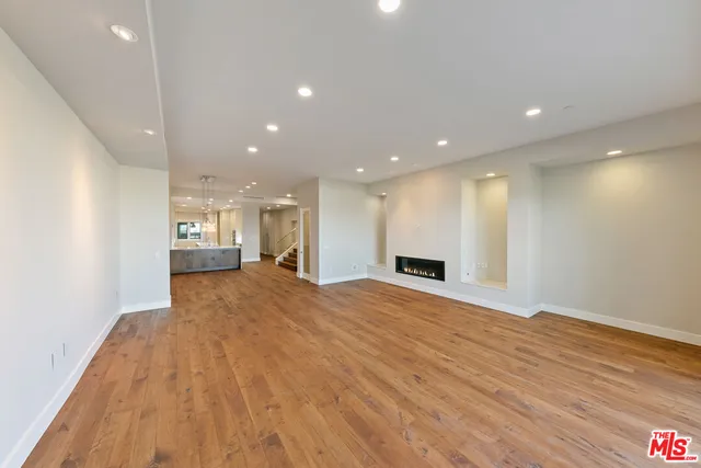 $3,525,000 | 22065 Pacific Coast Highway, Unit 7, Malibu, CA 90265