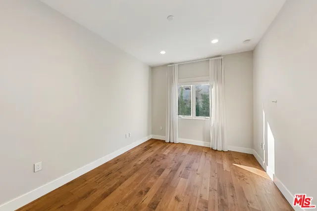 $3,525,000 | 22065 Pacific Coast Highway, Unit 7, Malibu, CA 90265