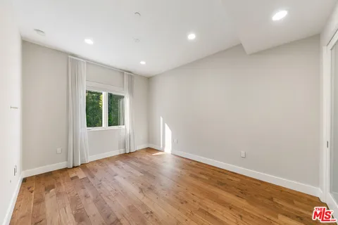 $3,525,000 | 22065 Pacific Coast Highway, Unit 7, Malibu, CA 90265