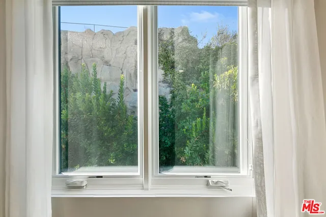 $3,525,000 | 22065 Pacific Coast Highway, Unit 7, Malibu, CA 90265