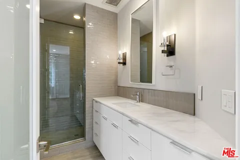 $3,525,000 | 22065 Pacific Coast Highway, Unit 7, Malibu, CA 90265