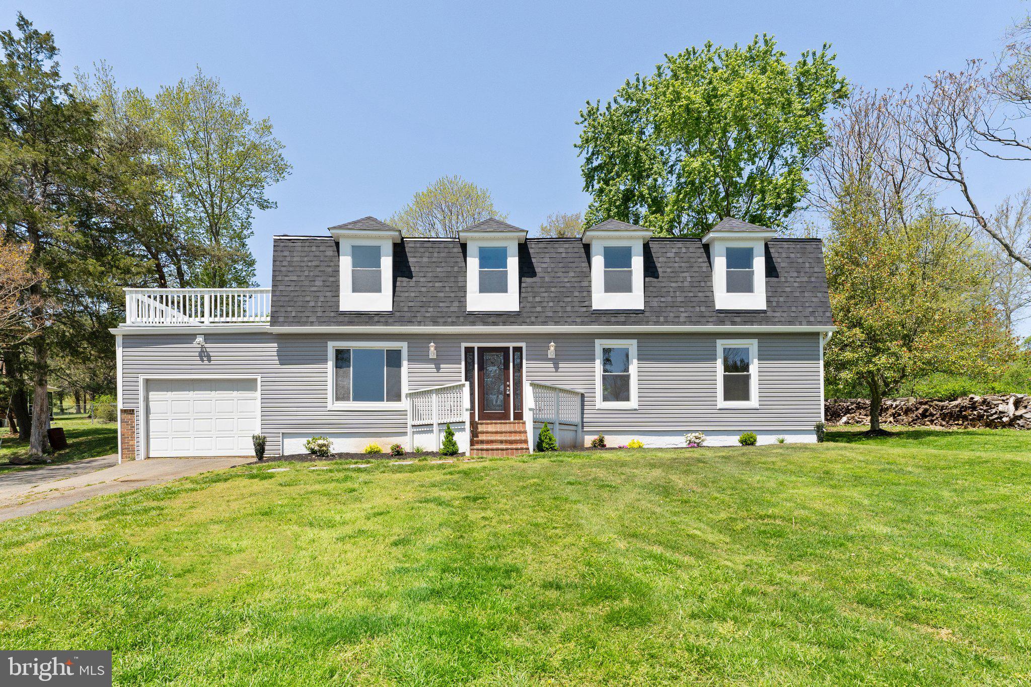 5542 Old Bust Head Road Broad Run, VA 20137 - Photo 3 of 68 Main house front