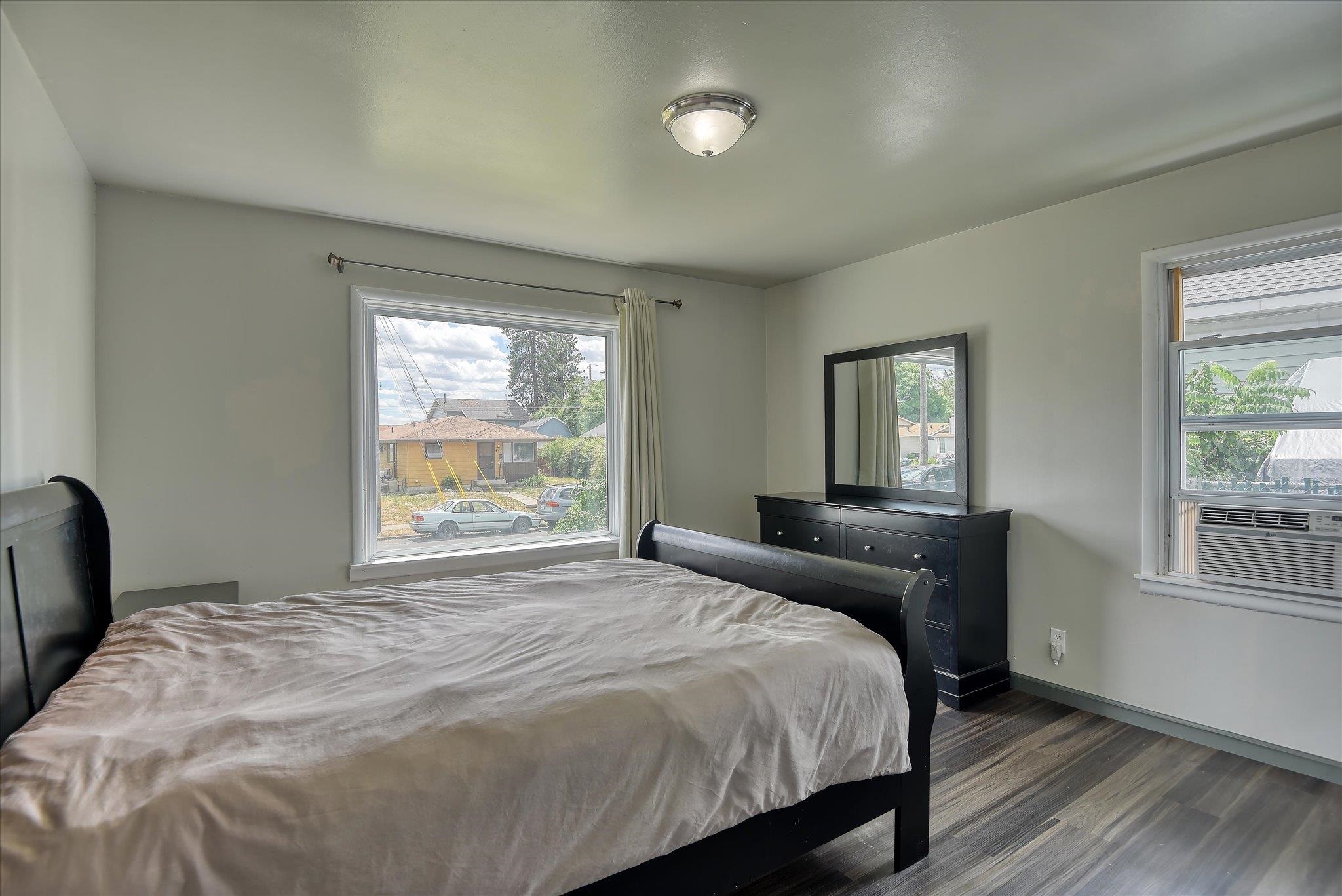 408 West Gordon Avenue Spokane, WA 99205 - Photo 12 of 44