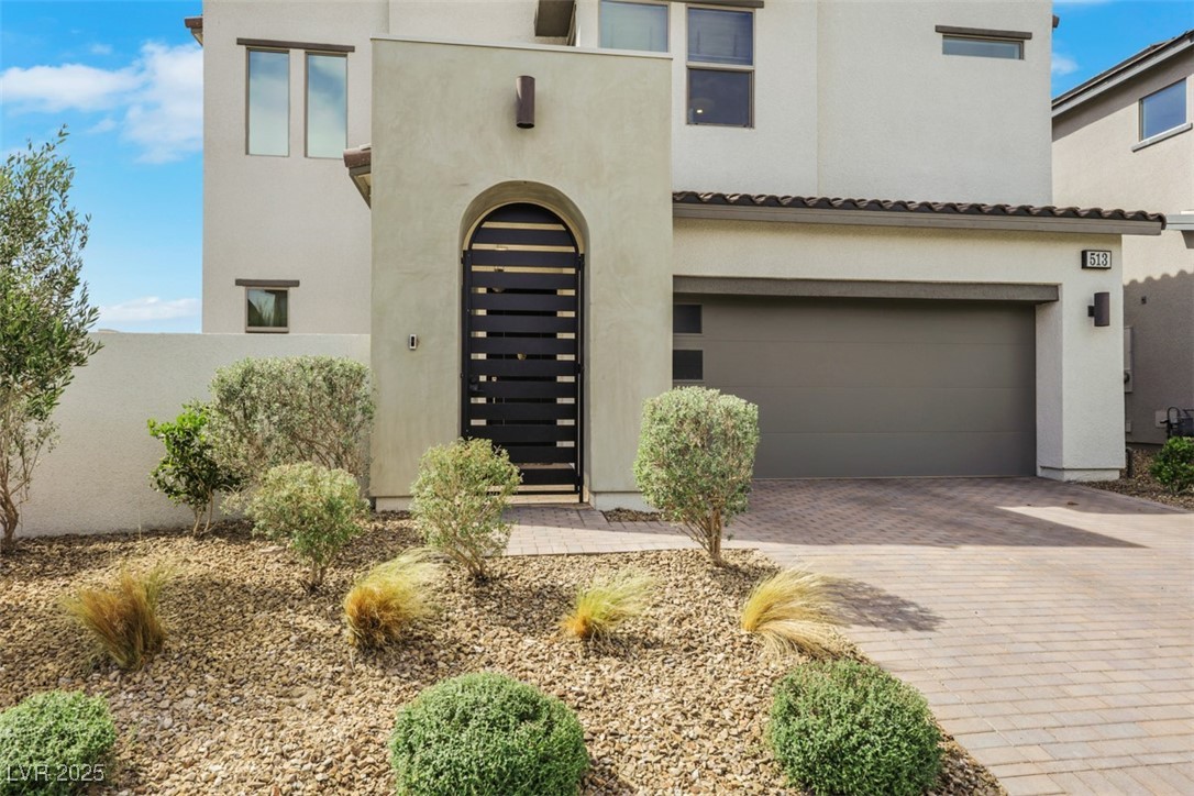 513 Monarch Ridge Court North Las Vegas, NV 89084 - Photo 3 of 54