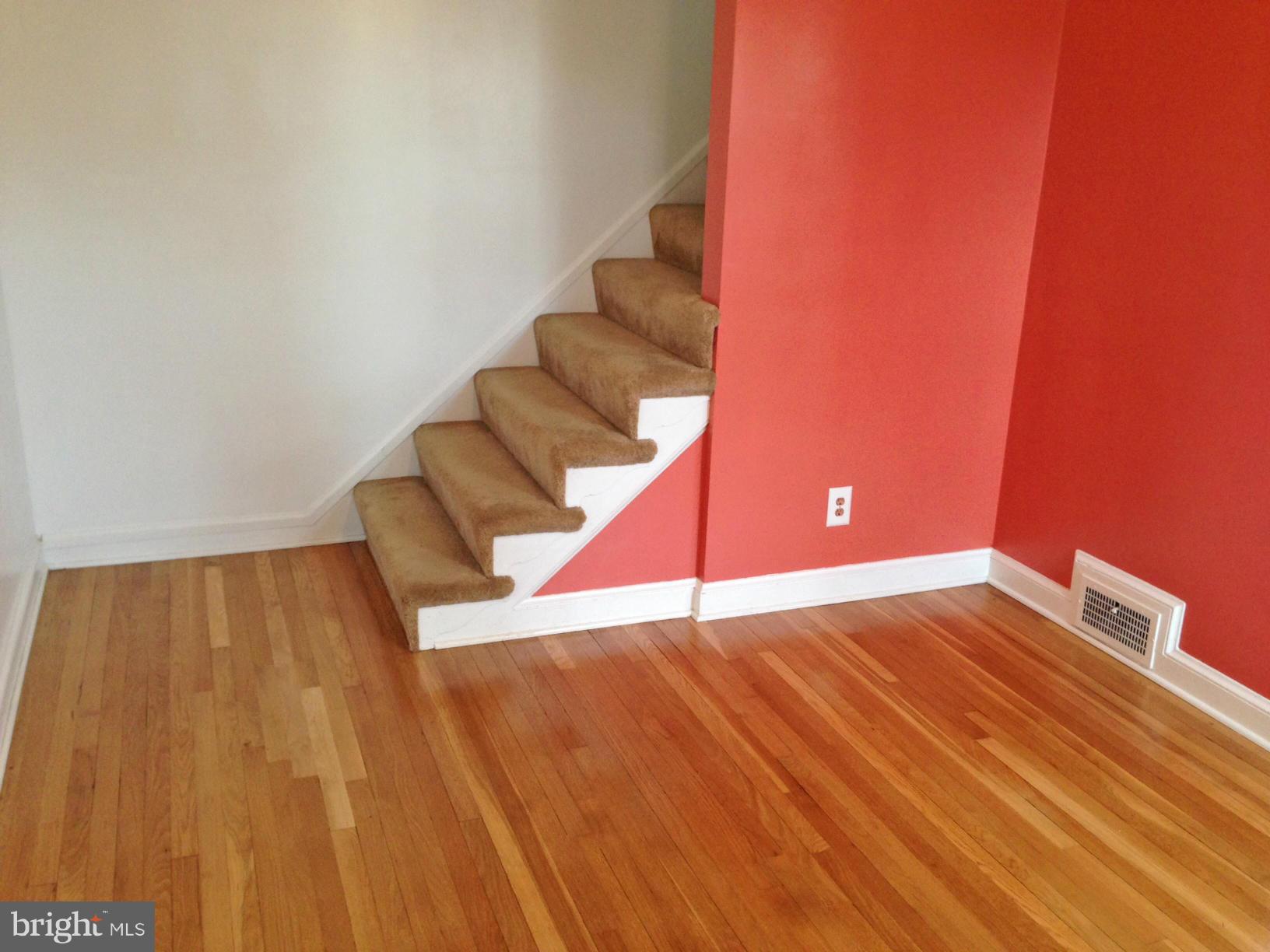 2831 South Glebe Road Arlington, VA 22206 - Photo 2 of 20 Family Room