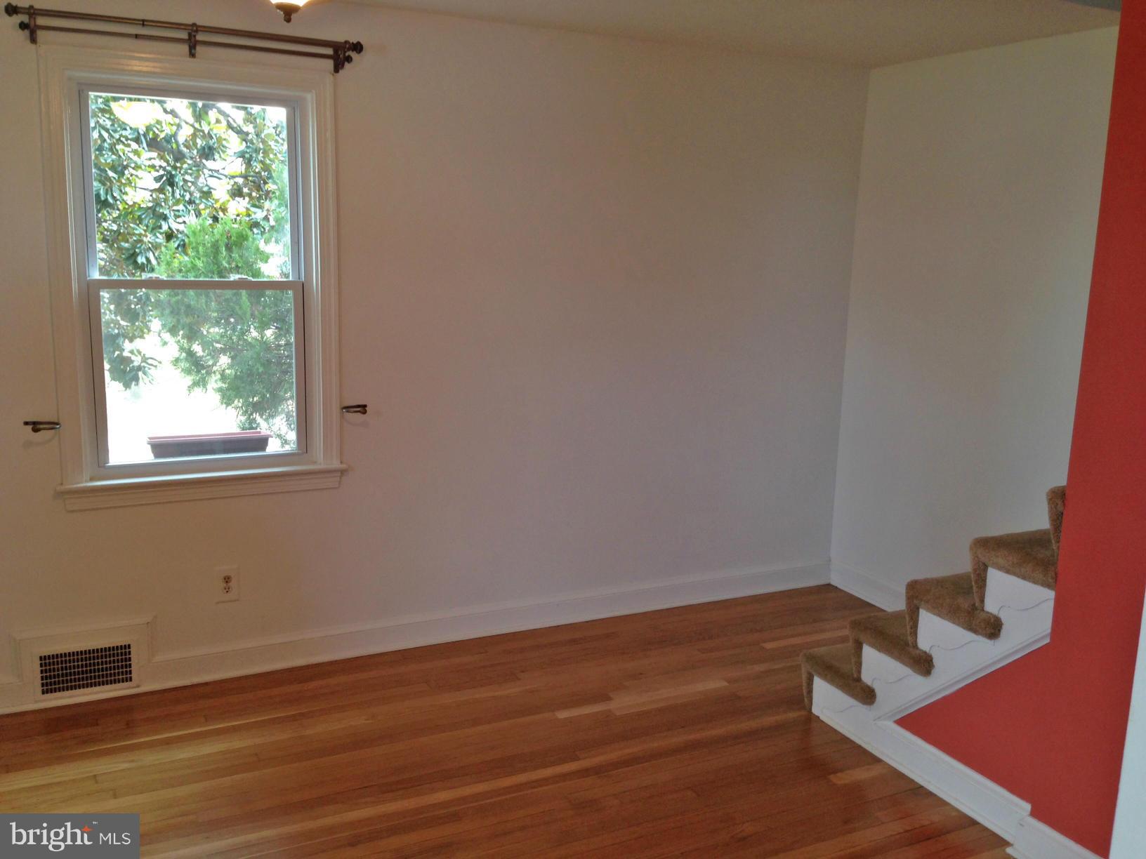 2831 South Glebe Road Arlington, VA 22206 - Photo 3 of 20 Family Room