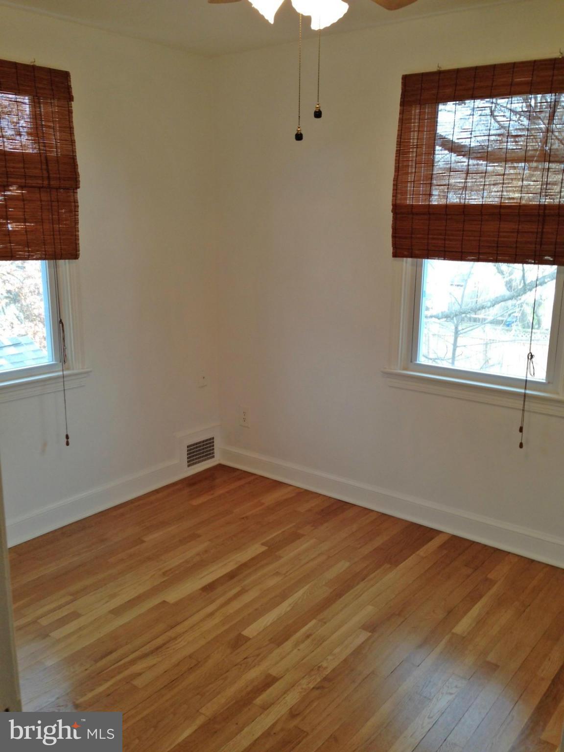 2831 South Glebe Road Arlington, VA 22206 - Photo 8 of 20 Bedroom