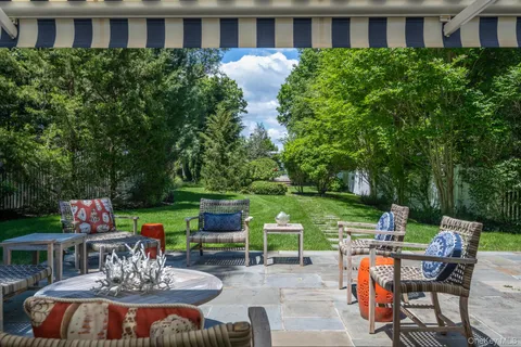 $3,990,000 | 7 Cedar Lane, Glen Cove, NY 11542