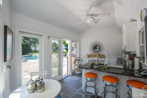 $3,990,000 | 7 Cedar Lane, Glen Cove, NY 11542