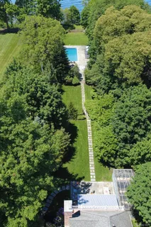 $3,990,000 | 7 Cedar Lane, Glen Cove, NY 11542