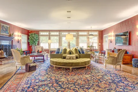 $3,990,000 | 7 Cedar Lane, Glen Cove, NY 11542