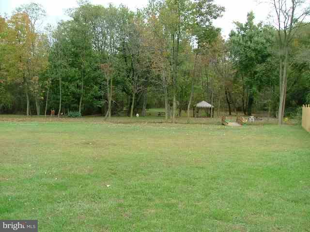209 Neil Road Shippensburg, PA 17257 - Photo 2 of 7 Gallery Image 2
