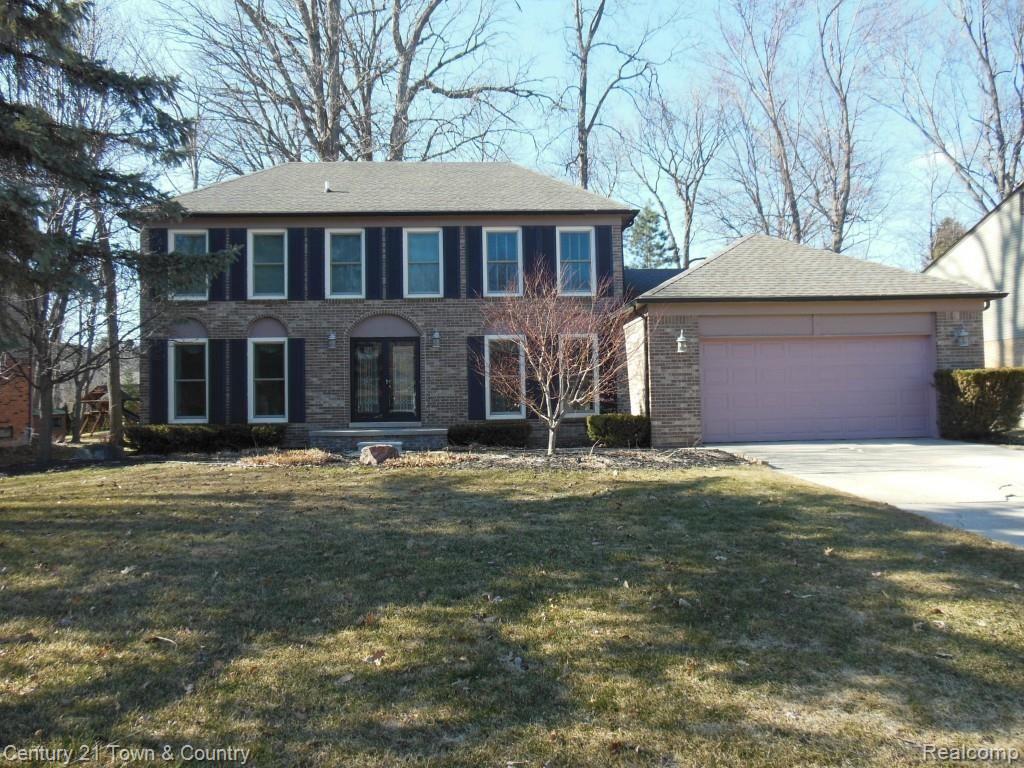400 Tanglewood Drive Rochester, MI 48309 - Photo 1 of 52 001.jpg