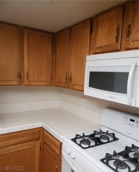 2720 Knightsbridge Road Henderson, NV 89074 - Photo 7 of 30