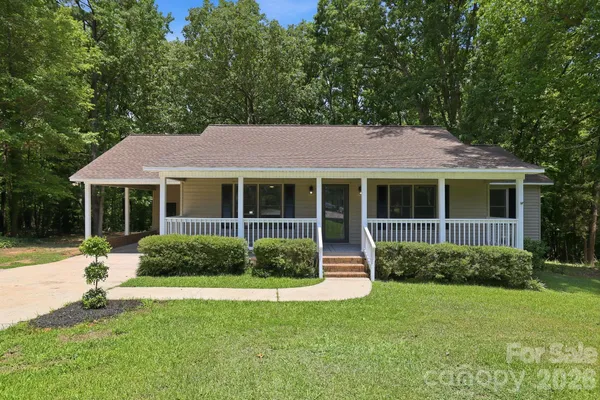 $376,000 | 1801 Bridgewood Drive, Lancaster, SC 29720