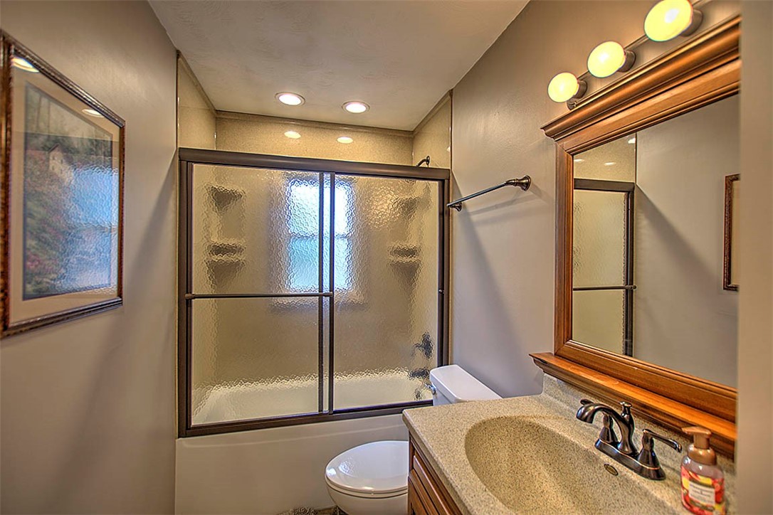 505 West Forsyth Road Forsyth, IL 62535 - Photo 16 of 36
