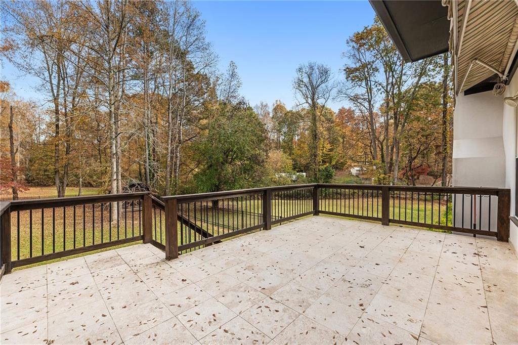 14440 Cogburn Road Alpharetta, GA 30004 - Photo 18 of 62