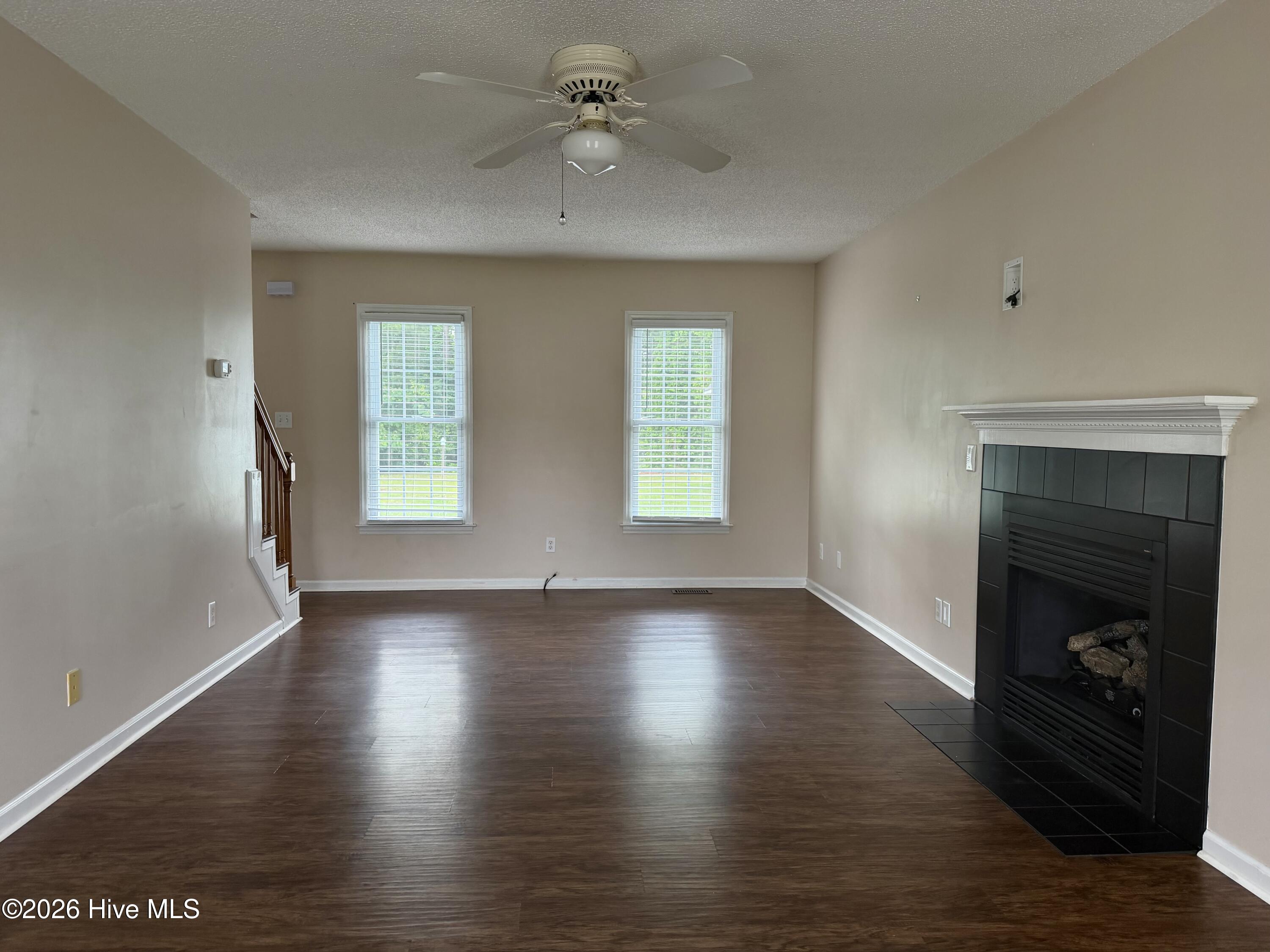 126 Edgewater Road Washington, NC 27889 - Photo 3 of 25 IMG_6259