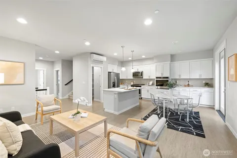$769,995 | 18901 12th Place West, Unit K3, Lynnwood, WA 98036