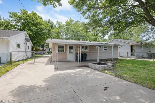 $175,000 | 436 Ambler Drive, Elyria, OH 44035