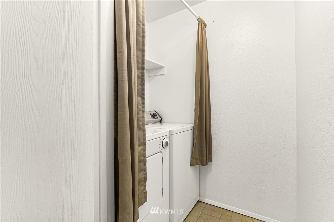 17518 149th Avenue Southeast, Unit 8 Renton, WA 98058 - Photo 20 of 25 a bathroom with a sink and toilet