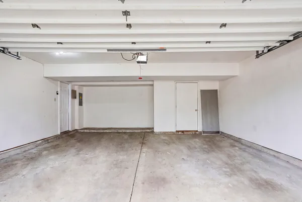 a view of a garage