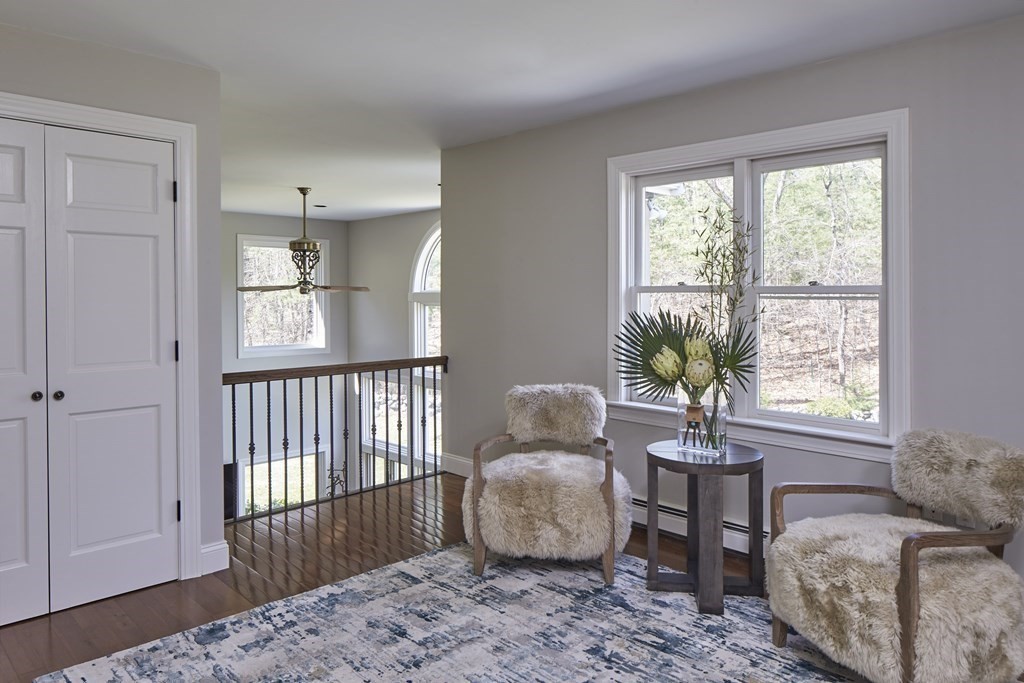 65 Laurel Road Weston, MA 02493 - Photo 16 of 24