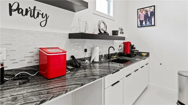 $890,000 | 7130 Westgate Street, Shawnee, KS 66216