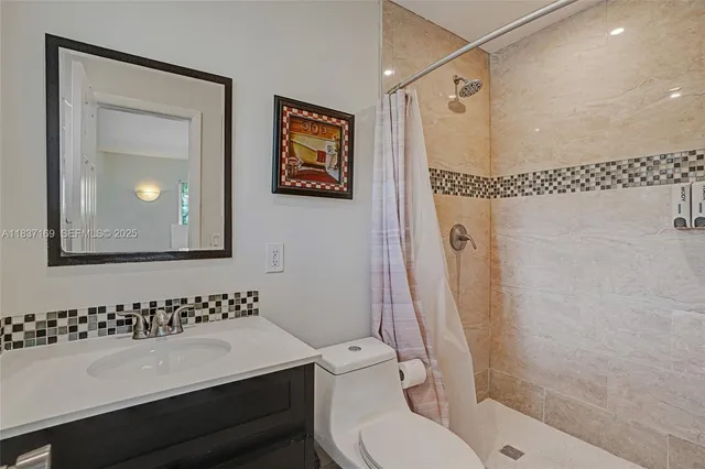 $1,175,000 | 16000 North Miami Avenue, Miami, FL 33169