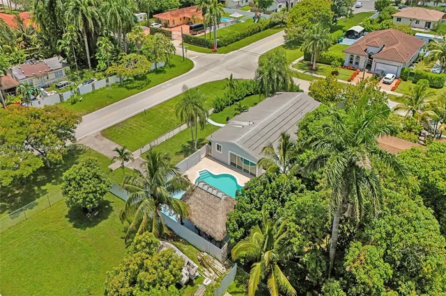 $1,175,000 | 16000 North Miami Avenue, Miami, FL 33169