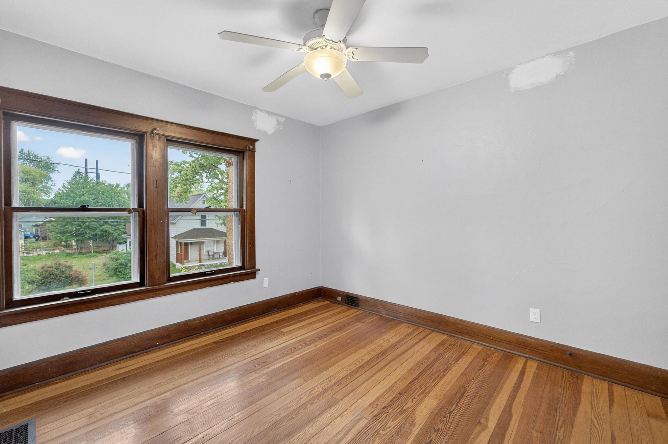 205 Dixon Street Madison, WI 53704 - Photo 25 of 39