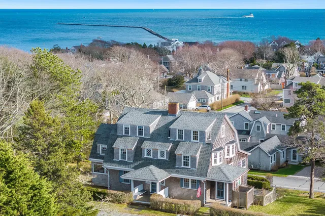 $3,495,000 | 35 Grayton Avenue, Hyannis Port, MA 02601