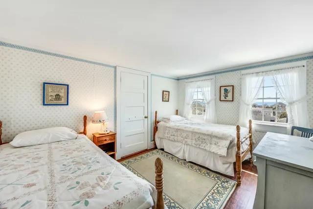 $3,495,000 | 35 Grayton Avenue, Hyannis Port, MA 02601